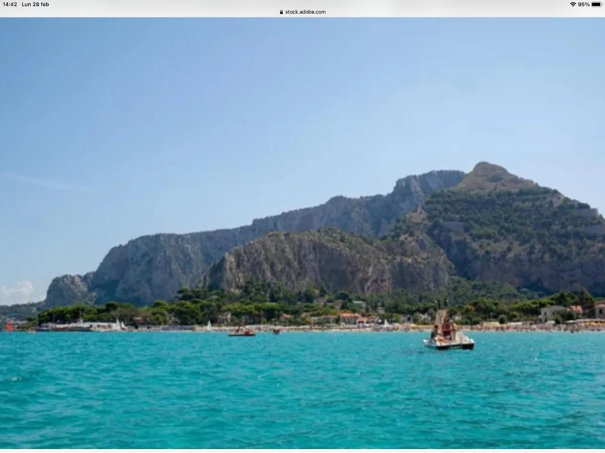 باليرمو Ashur Mondello