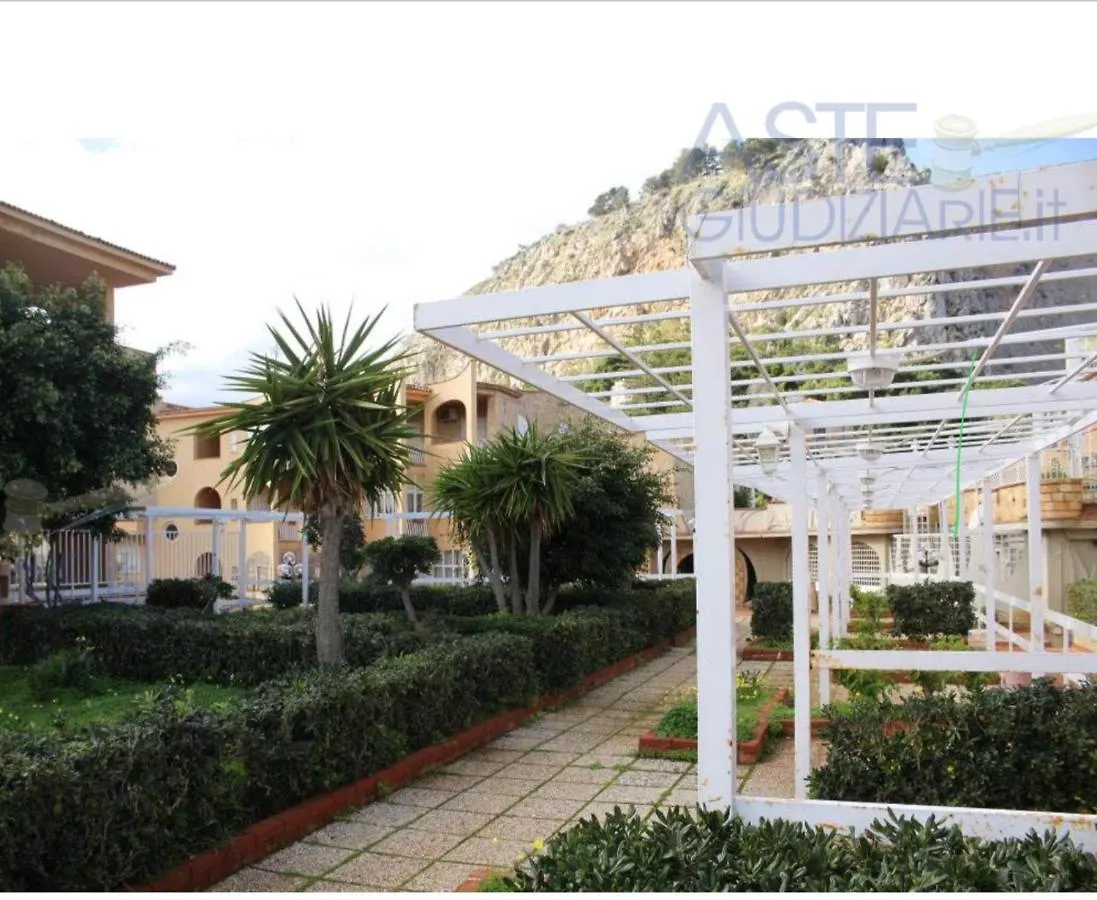 Ashur mondello Palermo Aparthotel